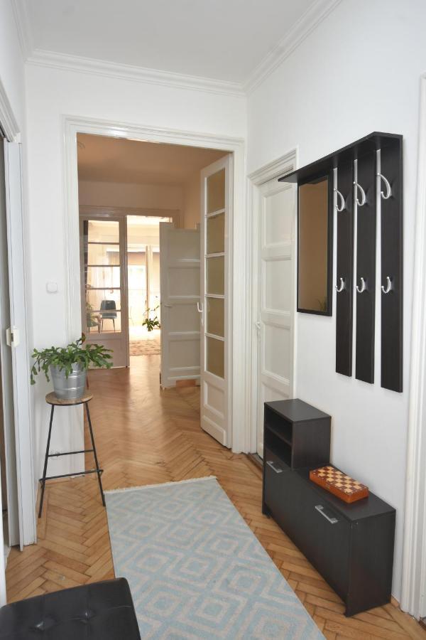 Castle Nest Appartement *